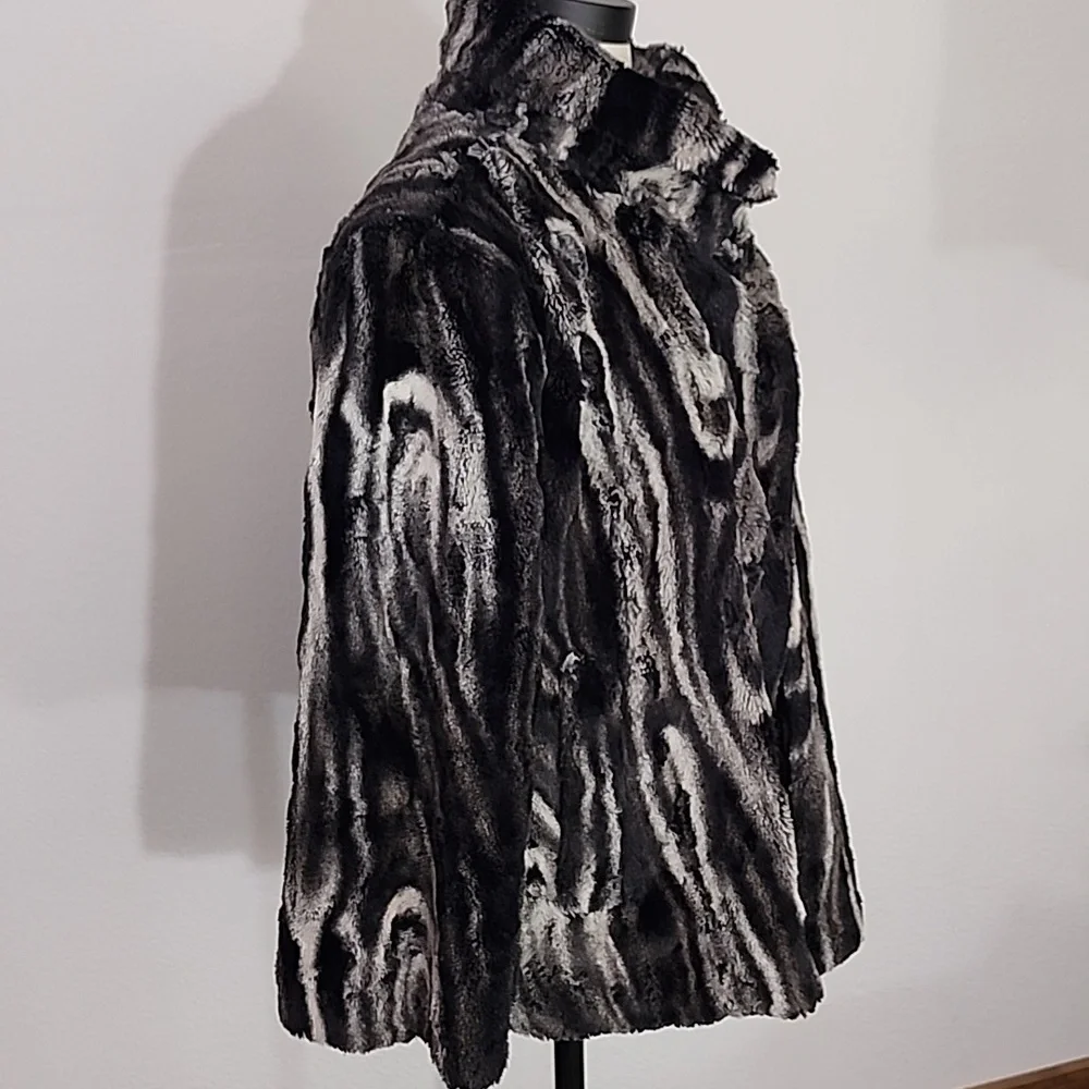 Erin London Jacket Faux Fur Luxurious Black Size L